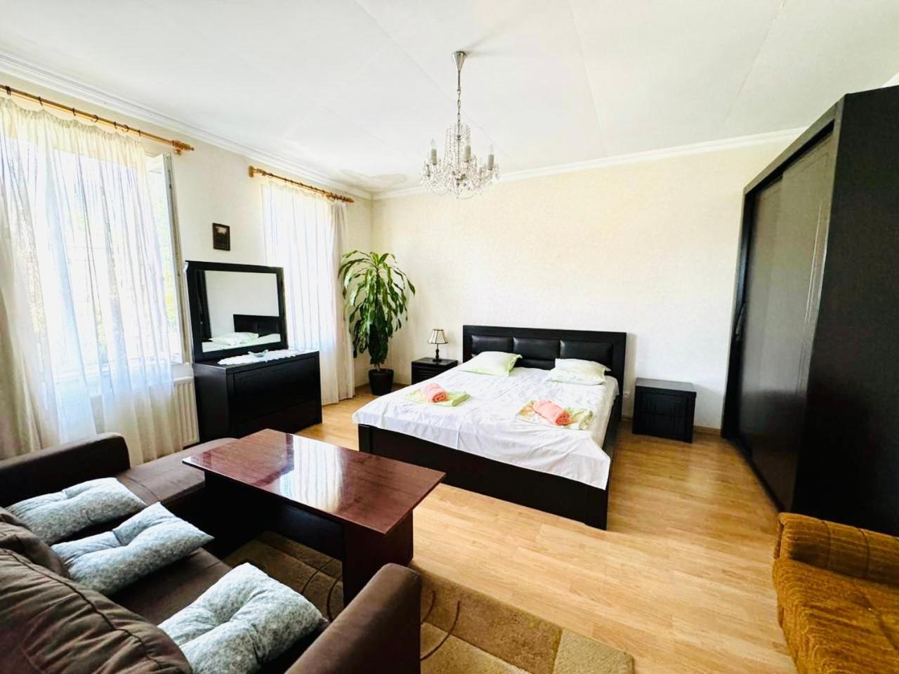 Home Inn-Guesthouse ลาโกเดคี ภายนอก รูปภาพ